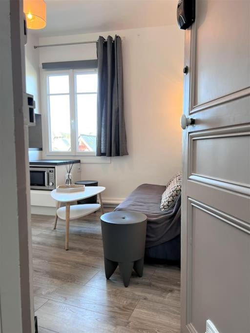 Le Cyrano, Deauville - App. T2 Proche De La Mer Buitenkant foto